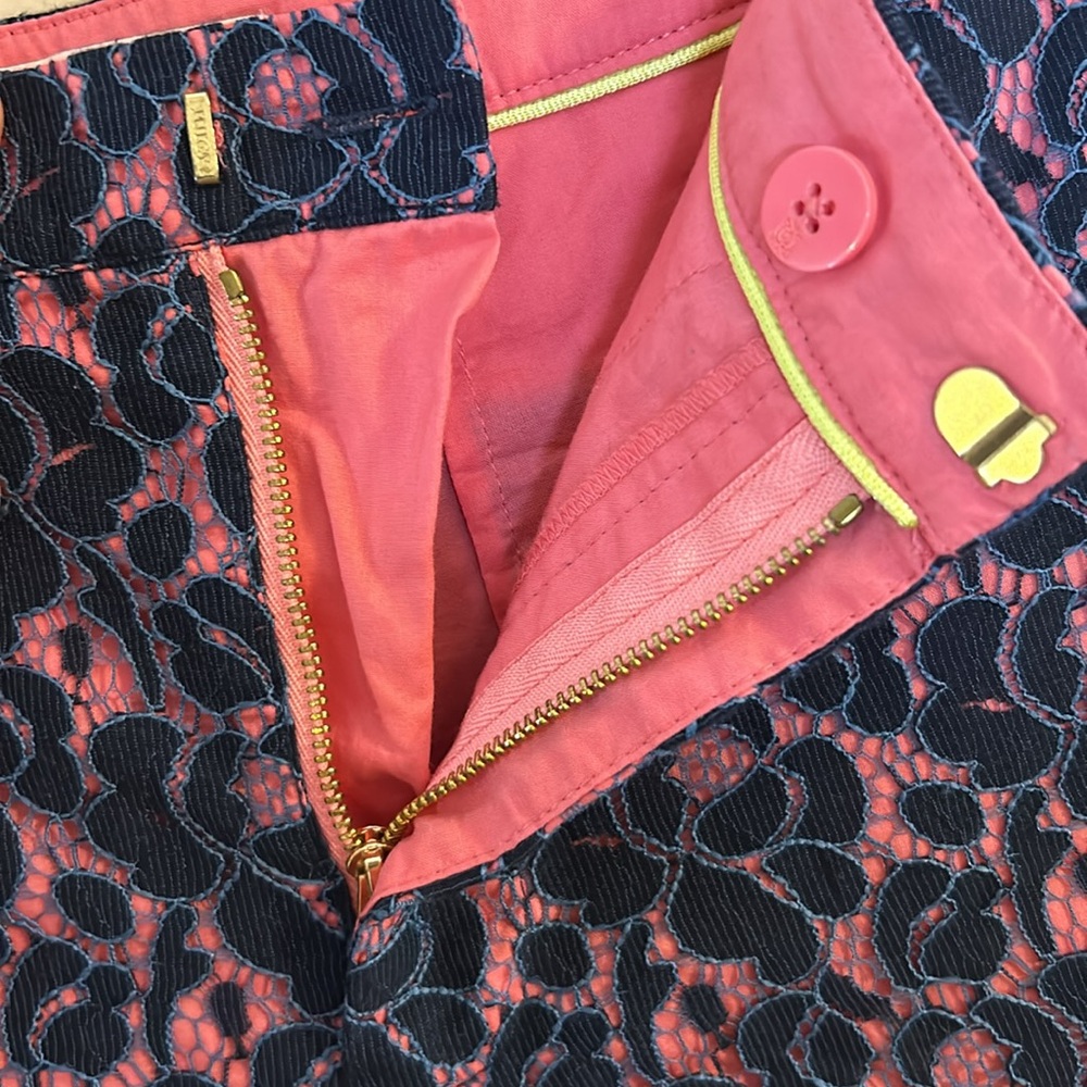 Juicy Couture Shorts - Picture 4 of 4